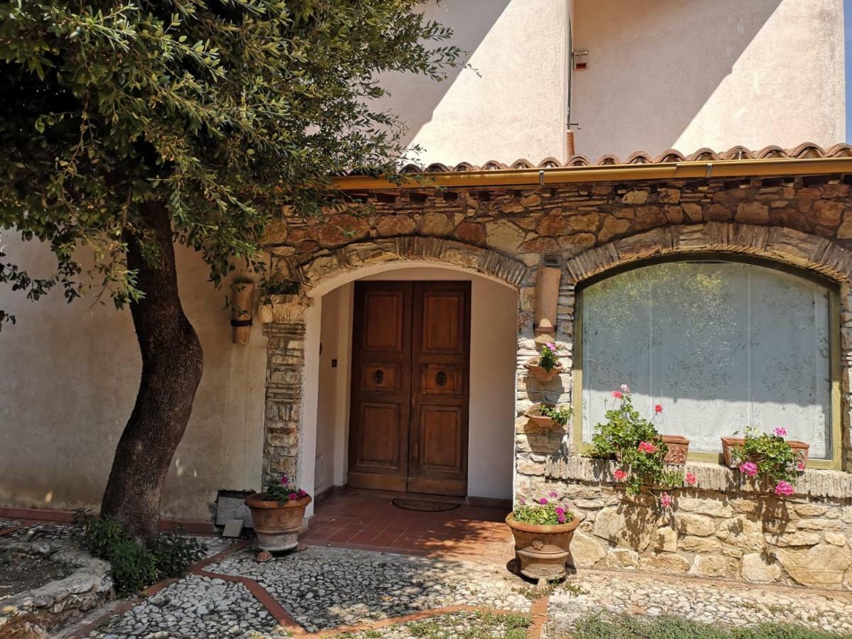 הוילה ספולטו Casa Arezzola מראה חיצוני תמונה