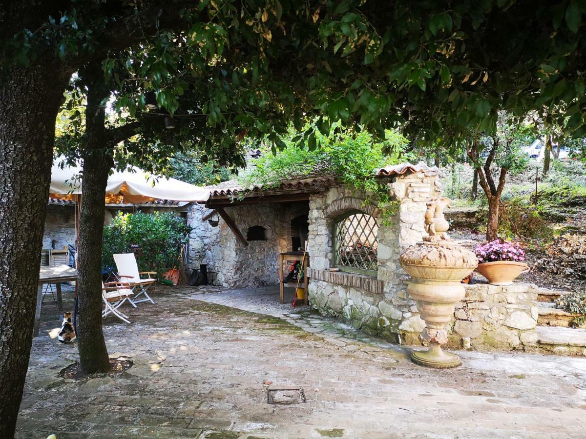 הוילה ספולטו Casa Arezzola מראה חיצוני תמונה